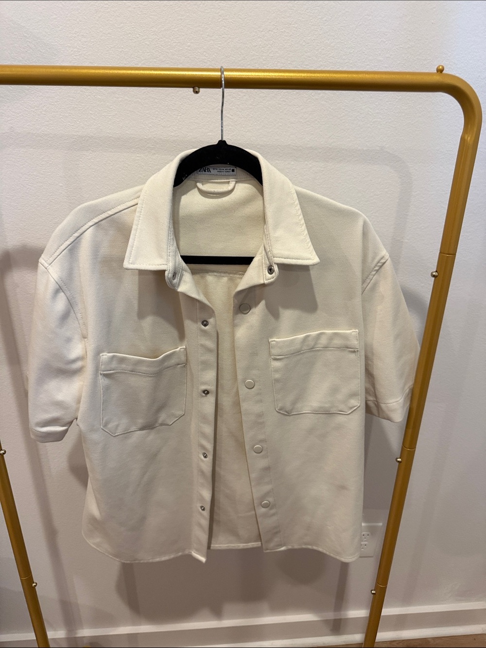 Zara Cream Short-Sleeve Button-Front Shirt Jacket